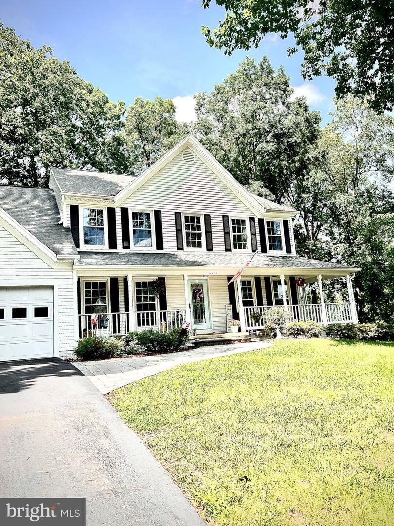 4924 Queensbury Circle  Fredericksburg VA 22408 photo