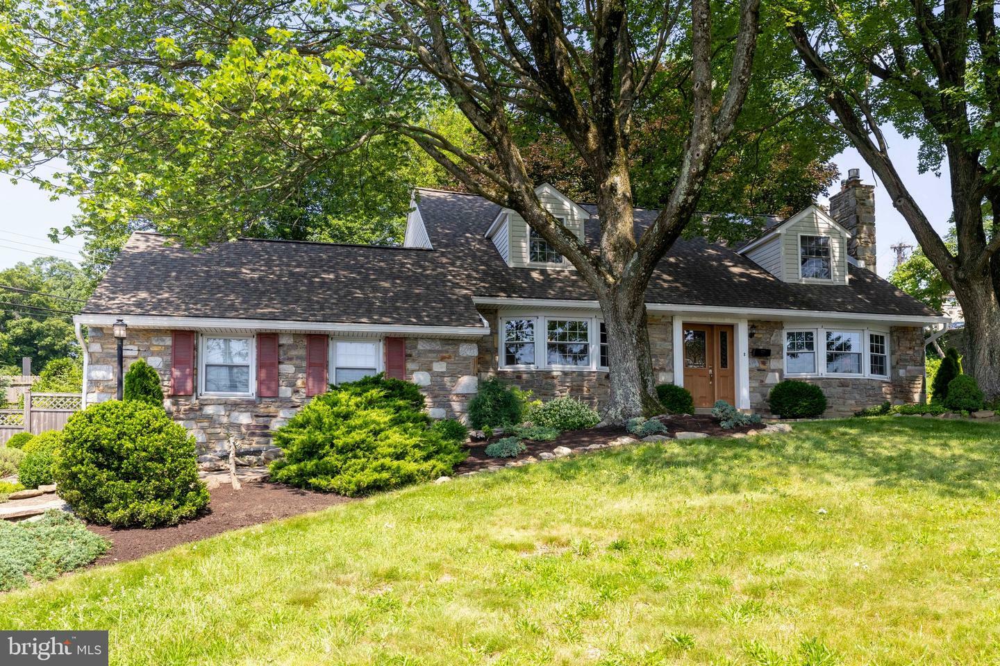 Property Photo:  1540 Davidson Road  PA 19001 