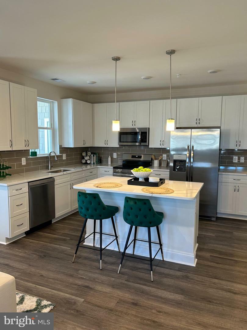 Property Photo: 406 Bold Ruler Court 302 MD 21078
