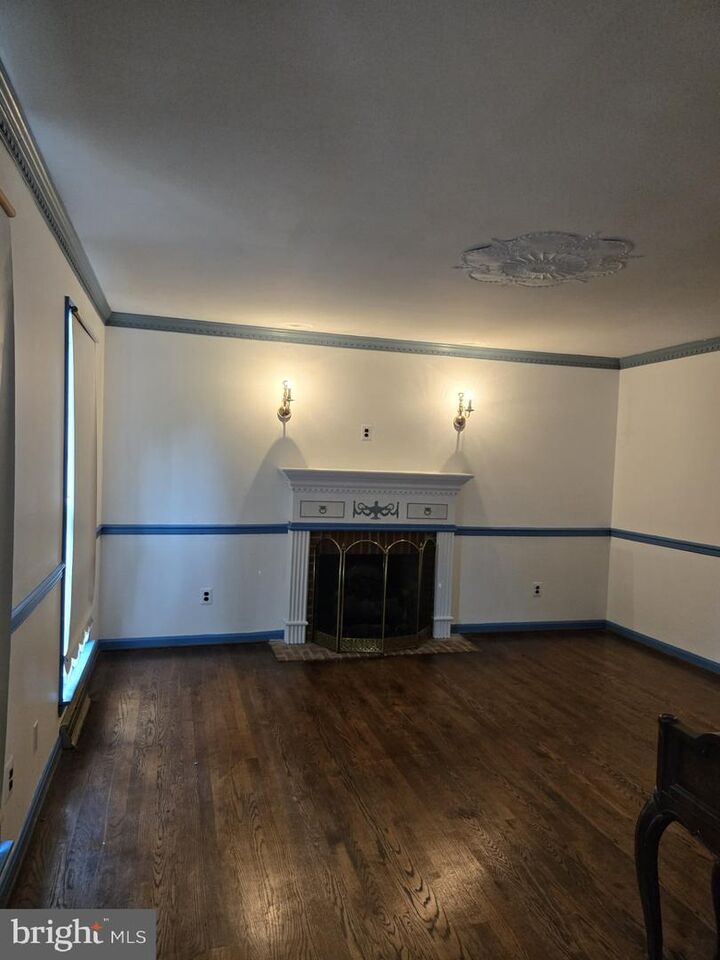 Property Photo:  5660 Indian Head Highway  MD 20640 