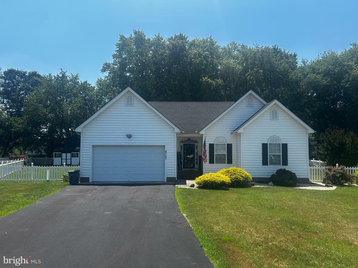 8707 Linden Court  Delmar MD 21875 photo