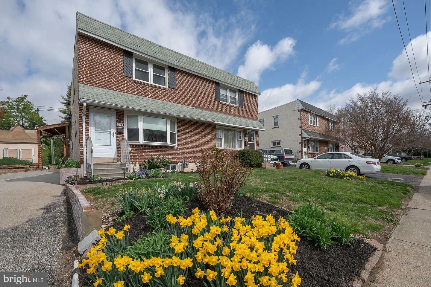 Property Photo:  515 W Market Street  PA 19382 