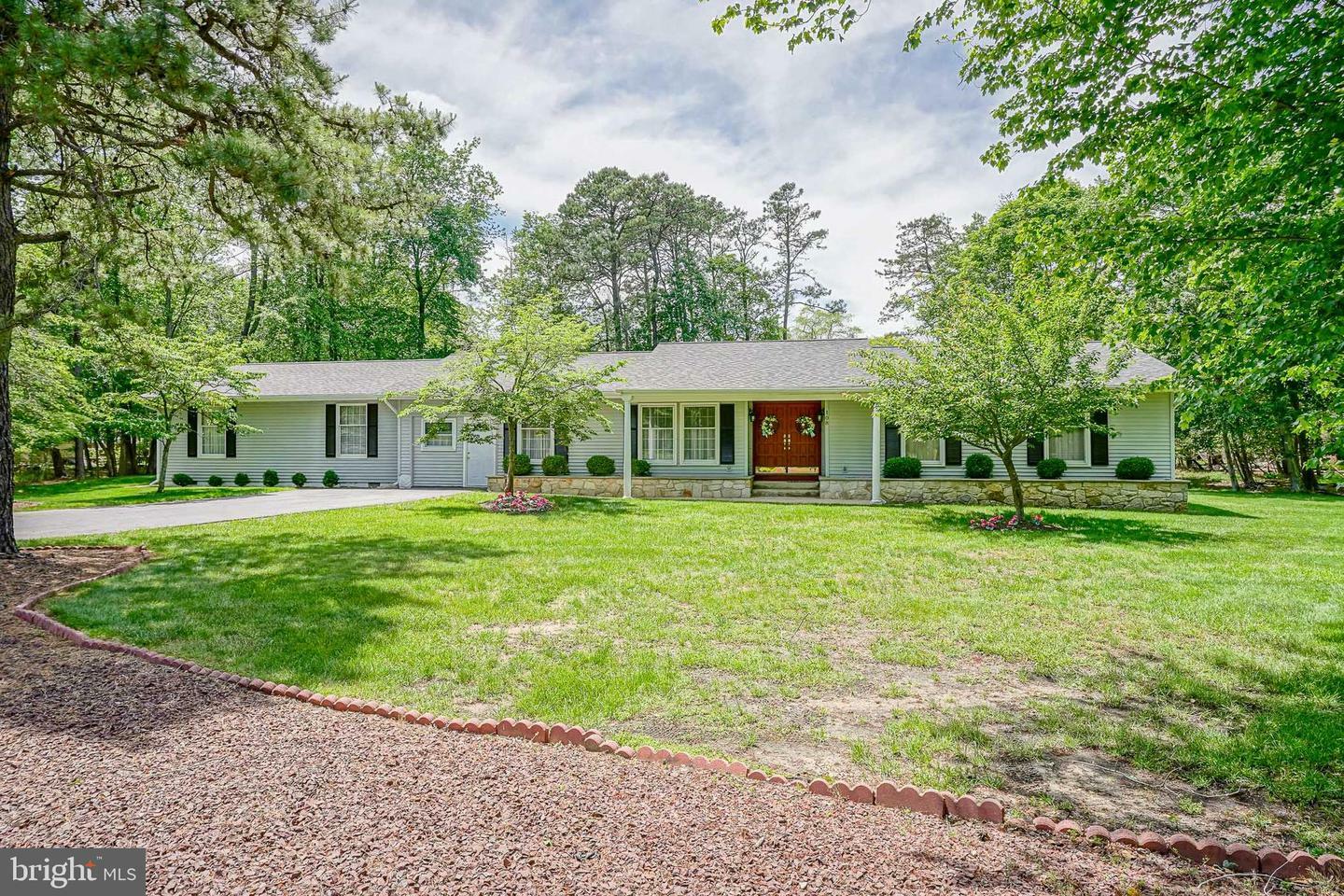 108 Heath Road  Medford NJ 08055 photo