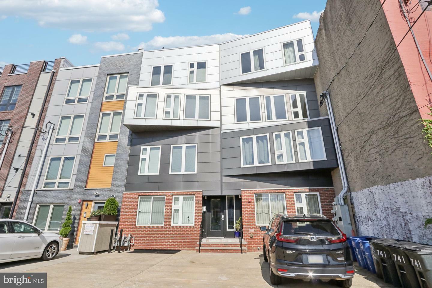 741 N 20th Street 6  Philadelphia PA 19130 photo