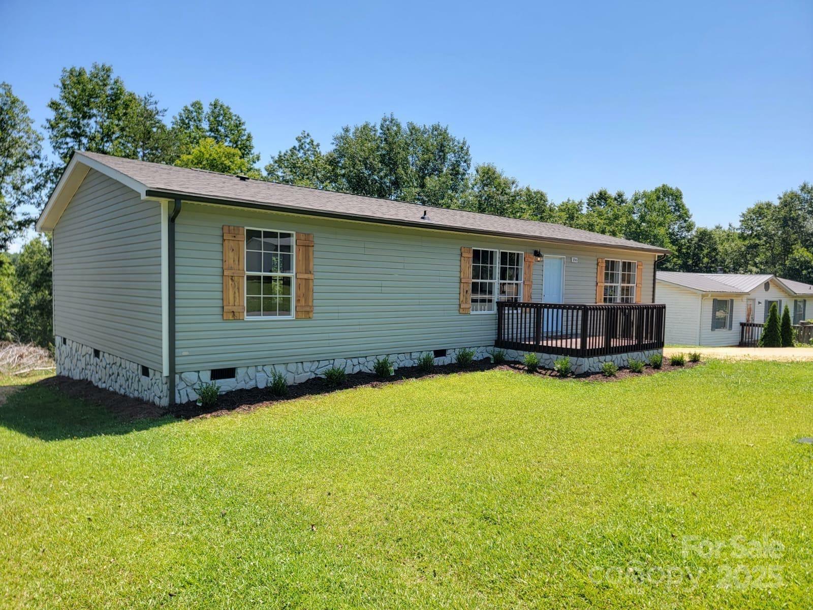 Property Photo: 186 Harmony Drive NC 28761