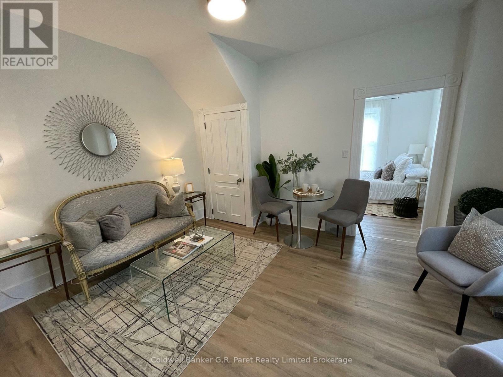 Photo de la propriété: 89 Church Street West Unit A ON N4B 1V9