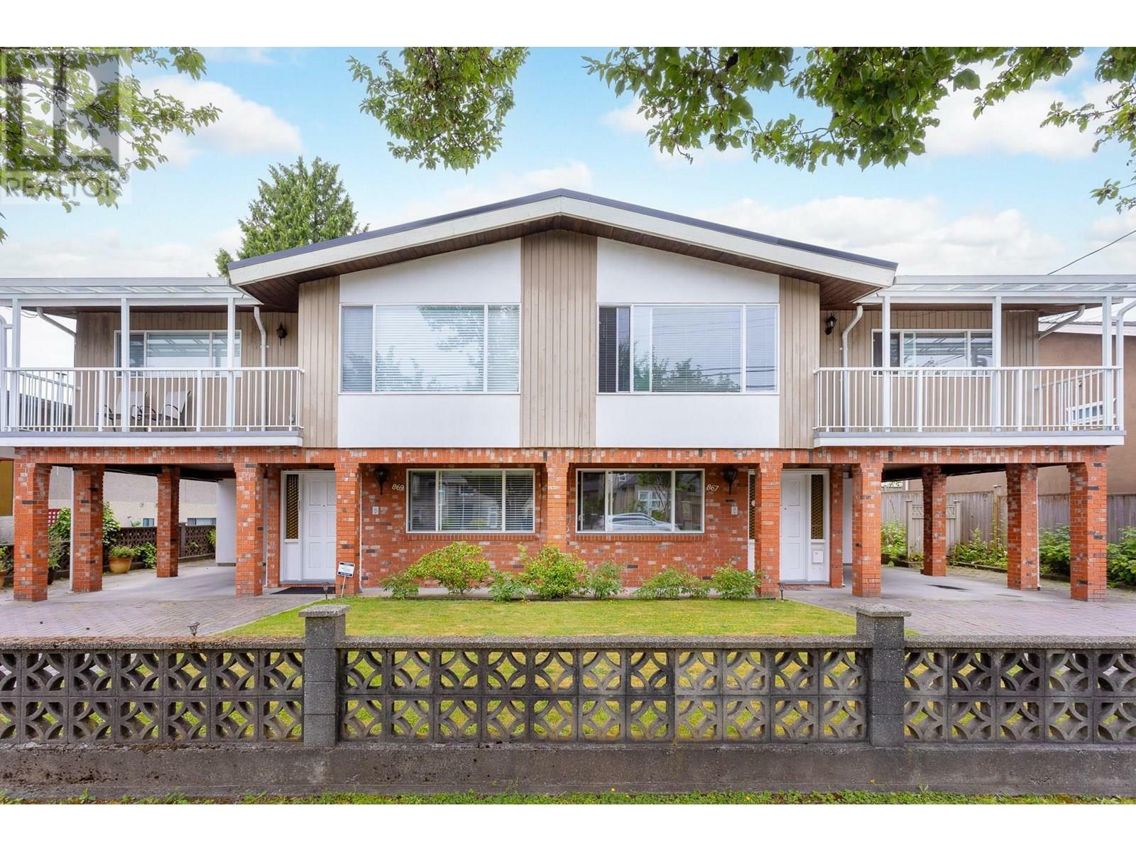 Property Photo: 867 869 Sperling Avenue BC V5B 4H7