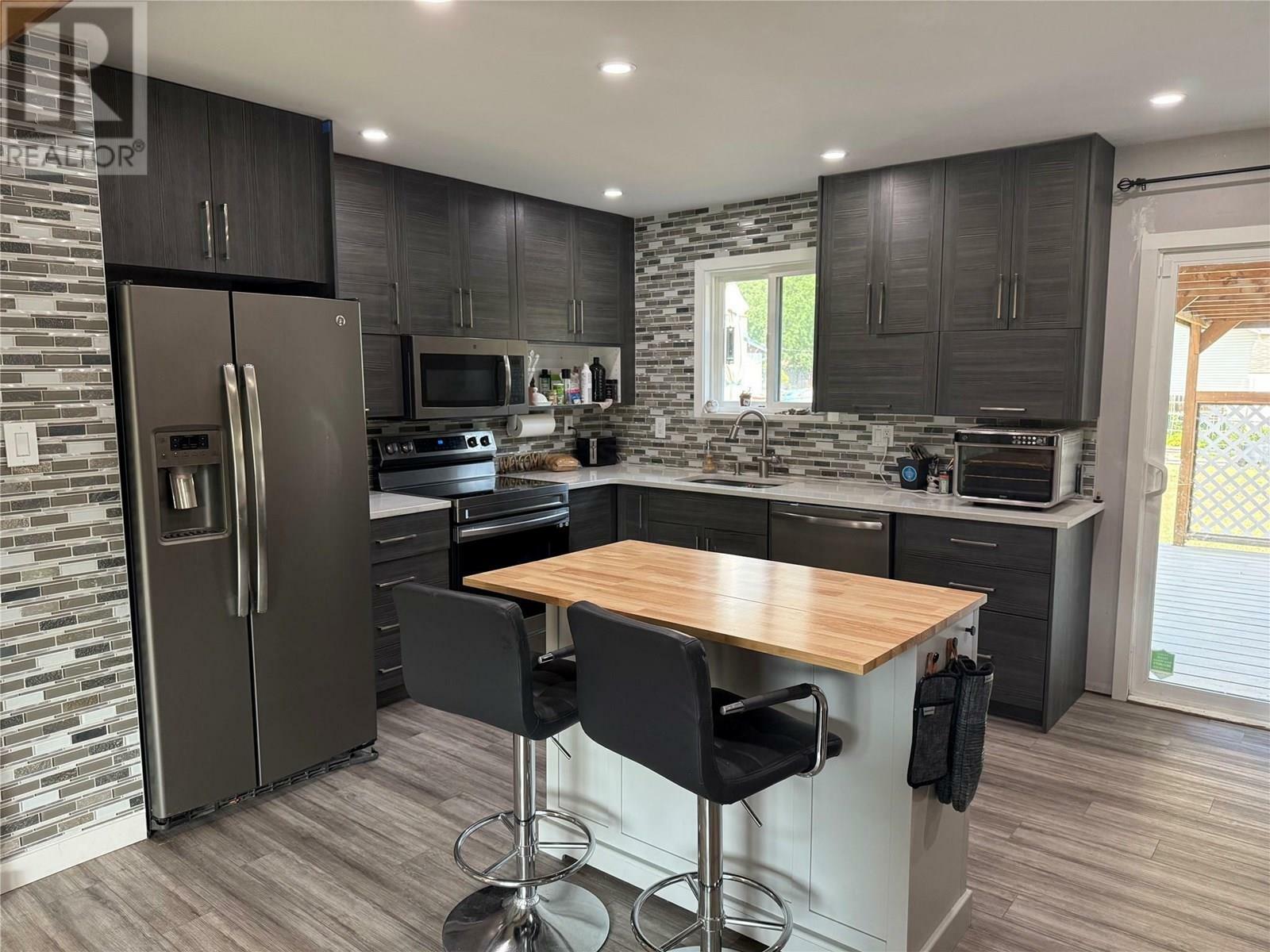 Property Photo:  4596 Cammeray Drive  BC V2H 1L4 
