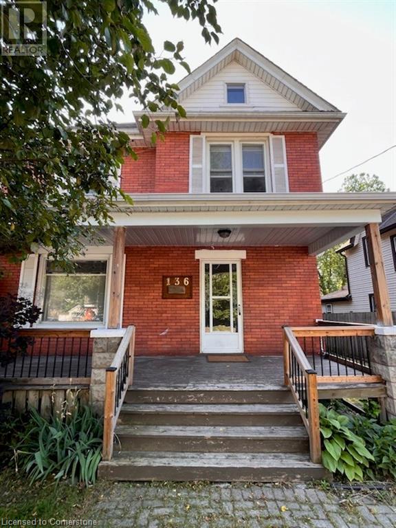 Photo de la propriété: 136 Catharine Street ON L3K 4K4