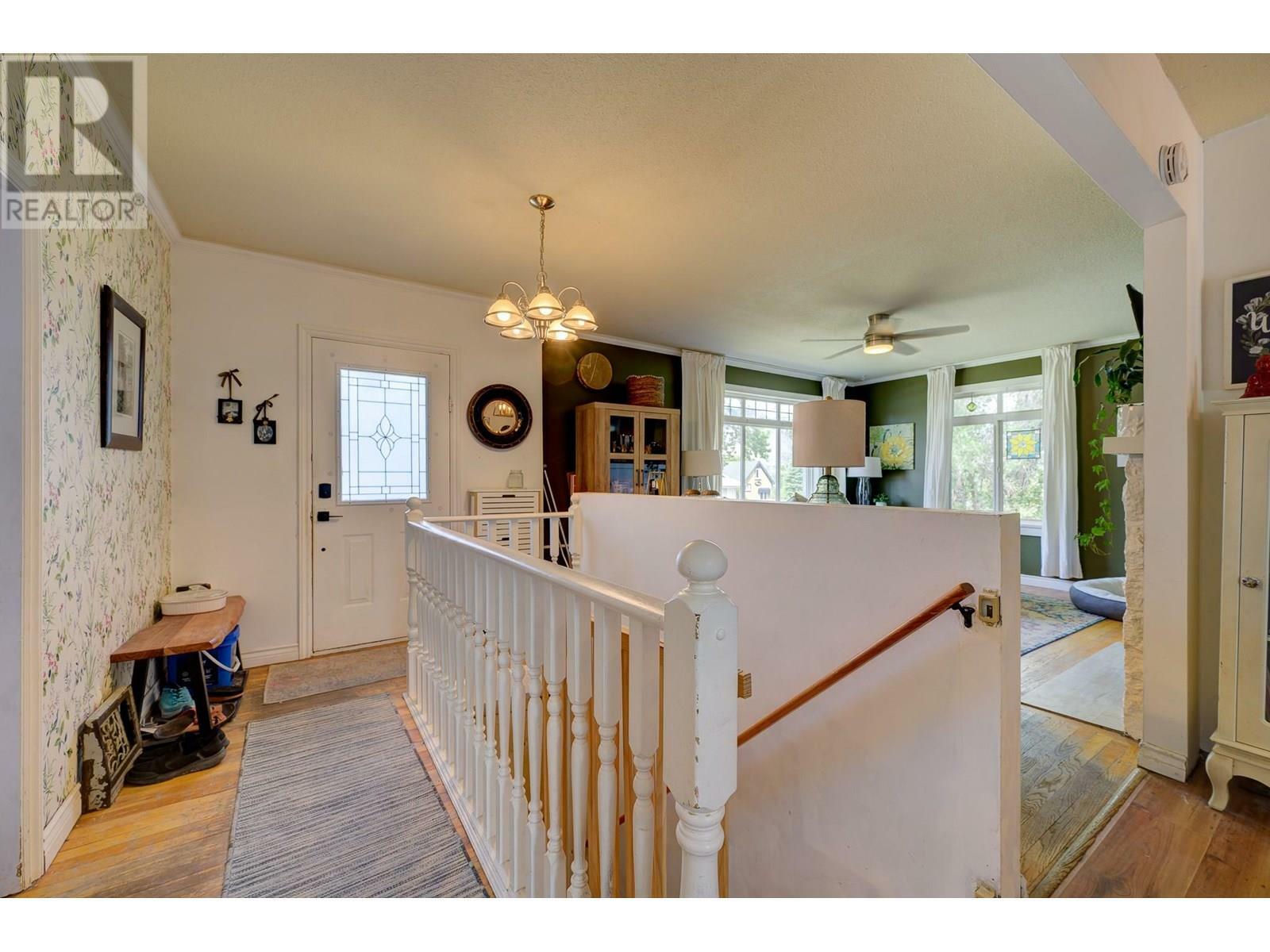 Property Photo:  647 St Paul Street  BC V2C 2K1 