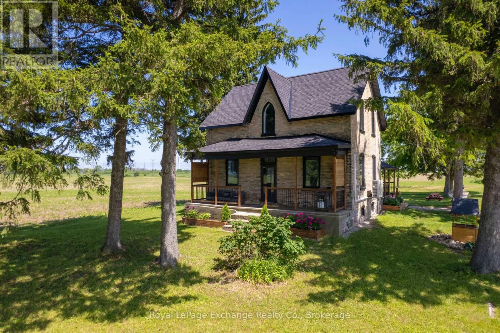 Property Photo:  708 Concession 2 Corners  ON N0G 2T0 