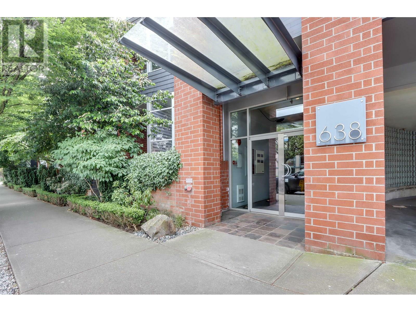 Property Photo:  638 West 7th Avenue 314  BC V5Z 1B5 