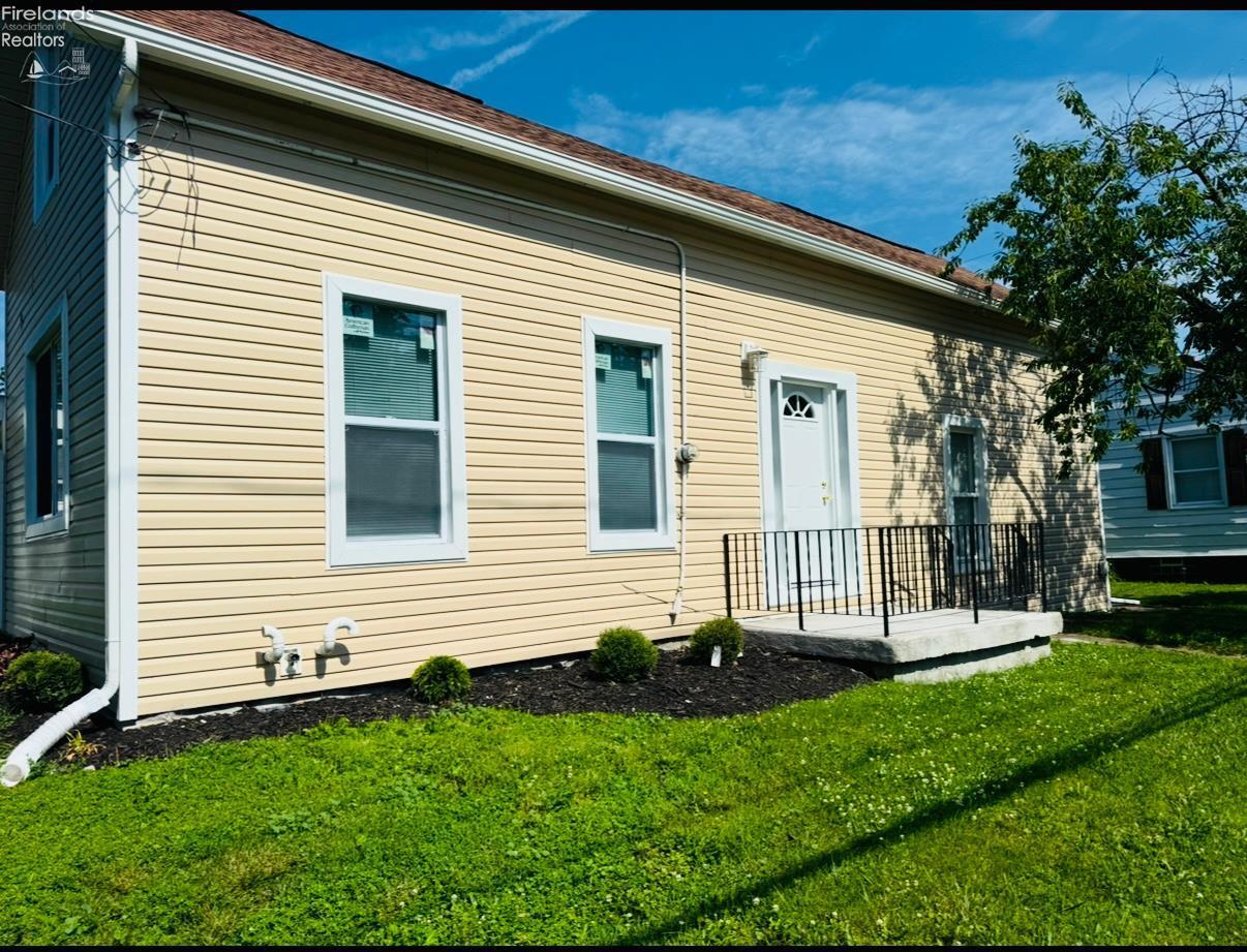 Property Photo: 919 Third Street OH 44870