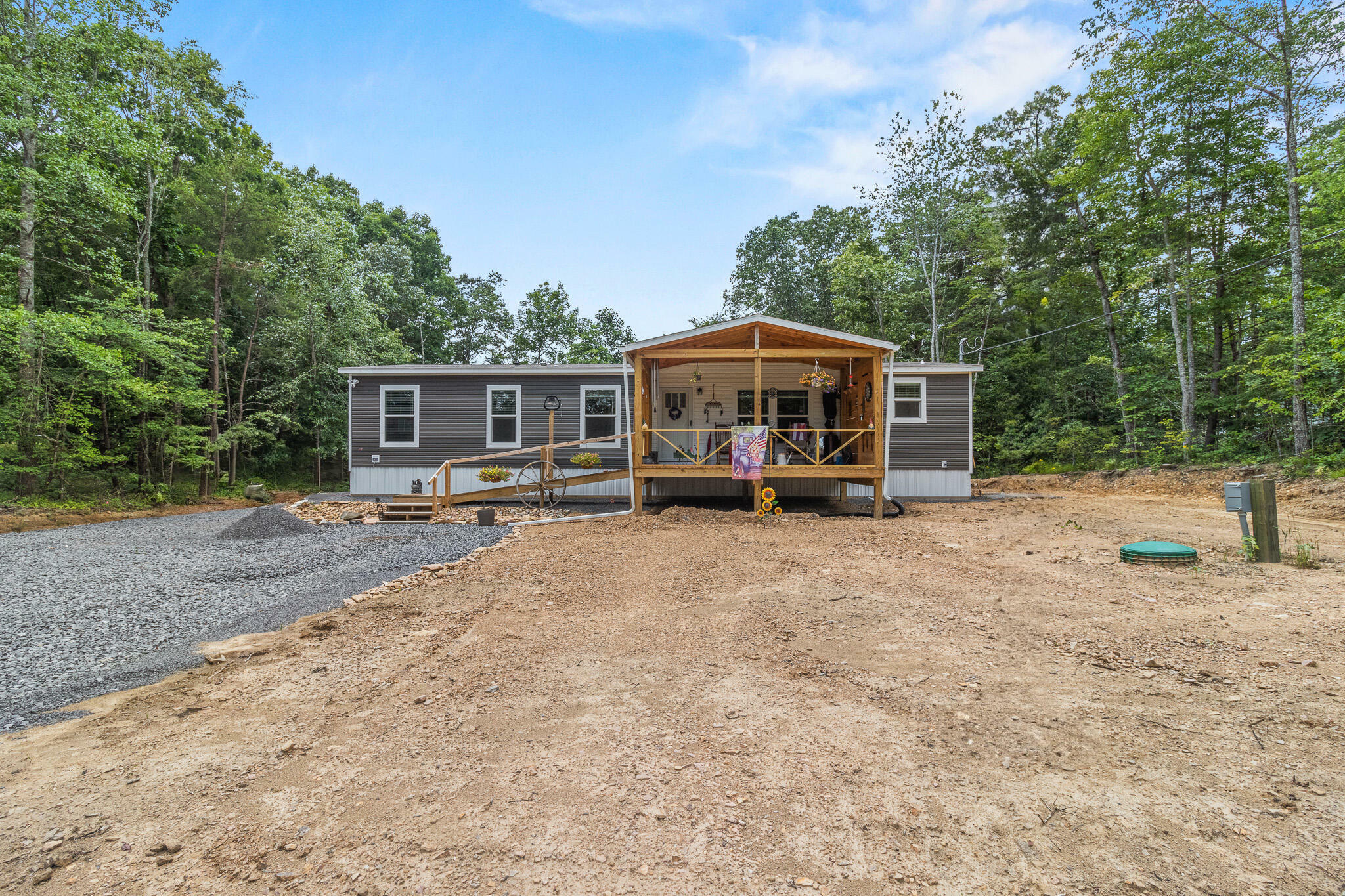 Property Photo:  1231 Black Mtn Road  TN 37327 