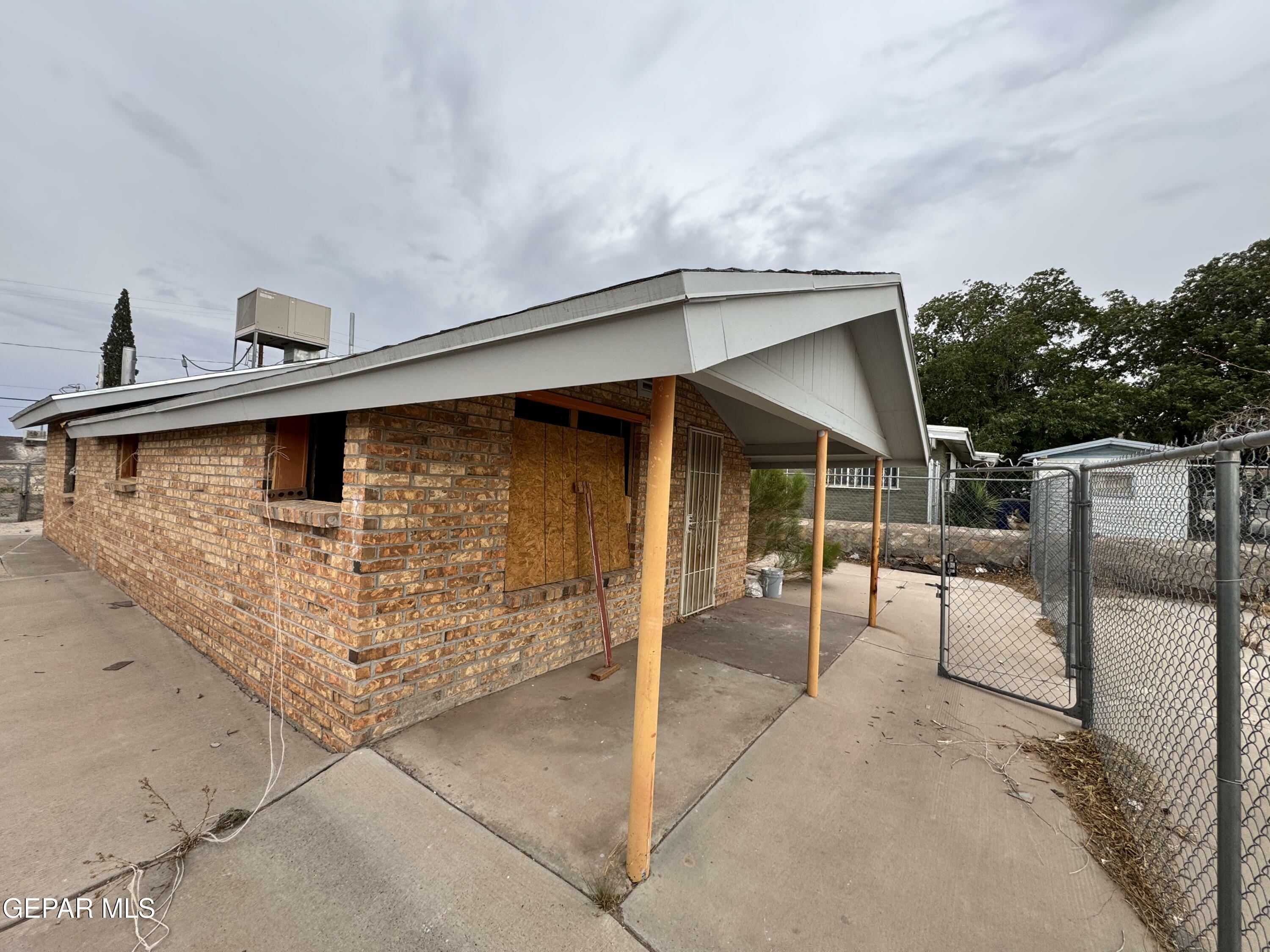 3726 Leavell Avenue  El Paso TX 79904 photo
