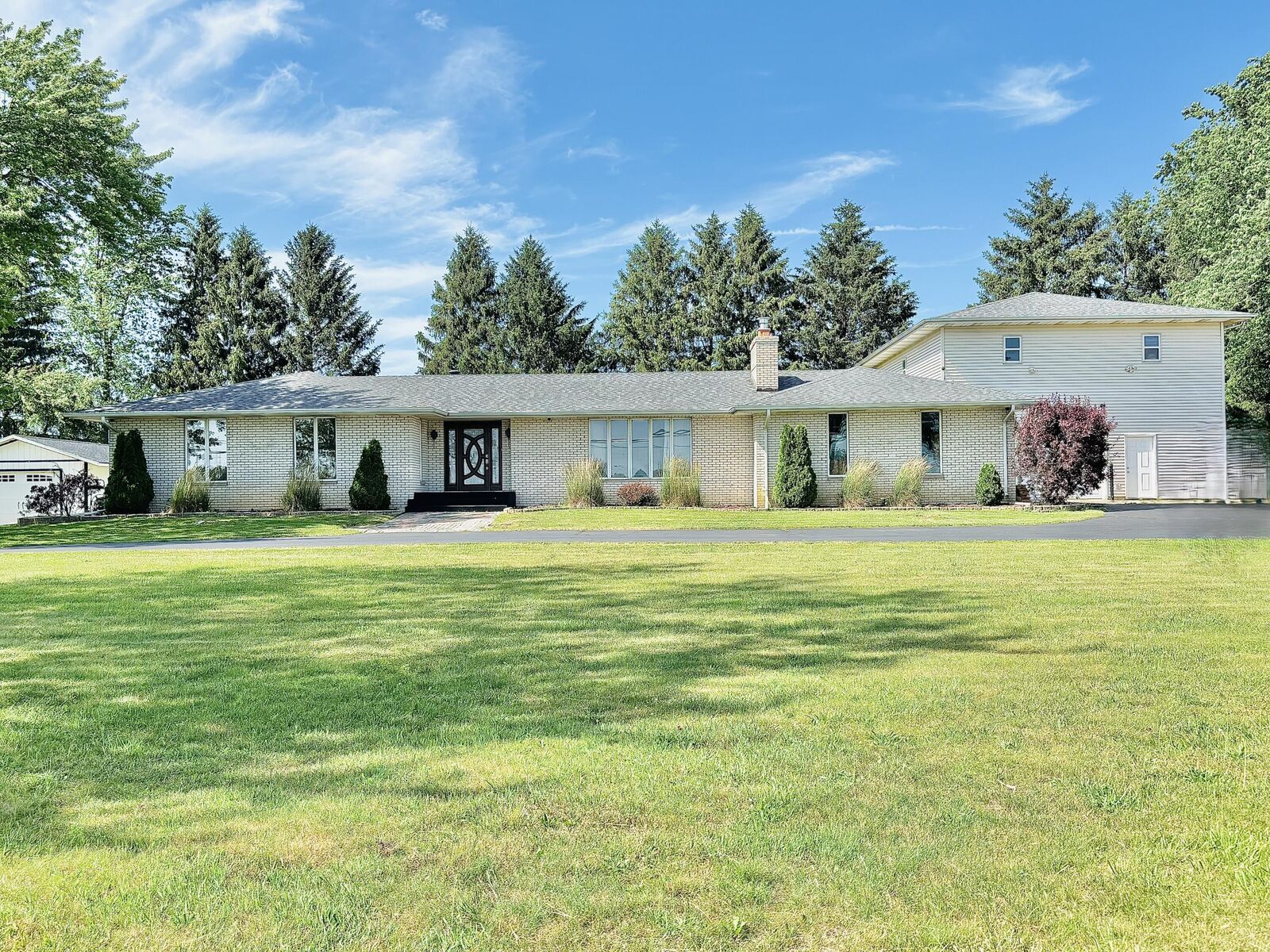 Property Photo: 633 W 600 IN 46342