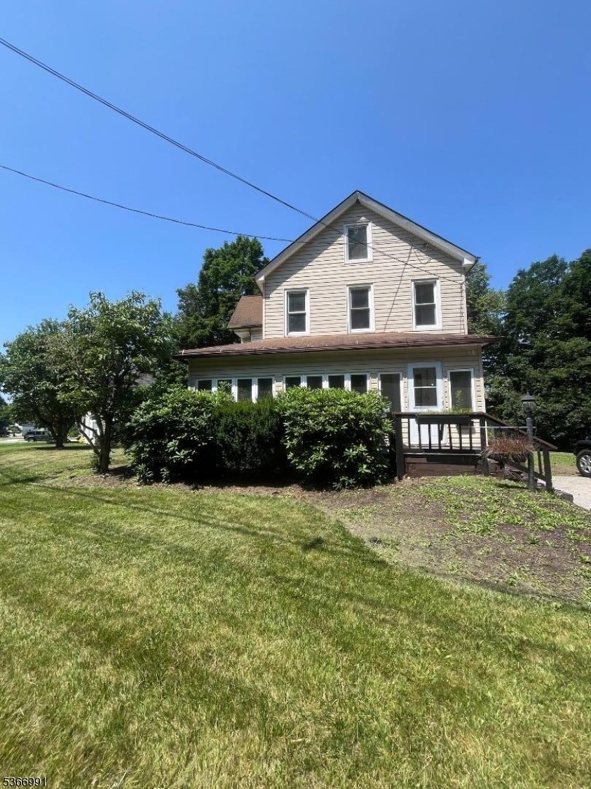 Property Photo:  128 Main St  NJ 07871 