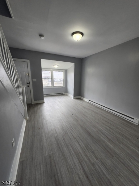 Property Photo: 1009 Oak St 1 NJ 07203