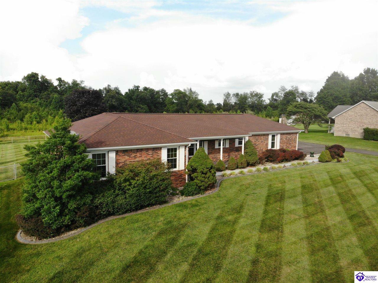 Property Photo: 3048 Rineyville Road KY 42701