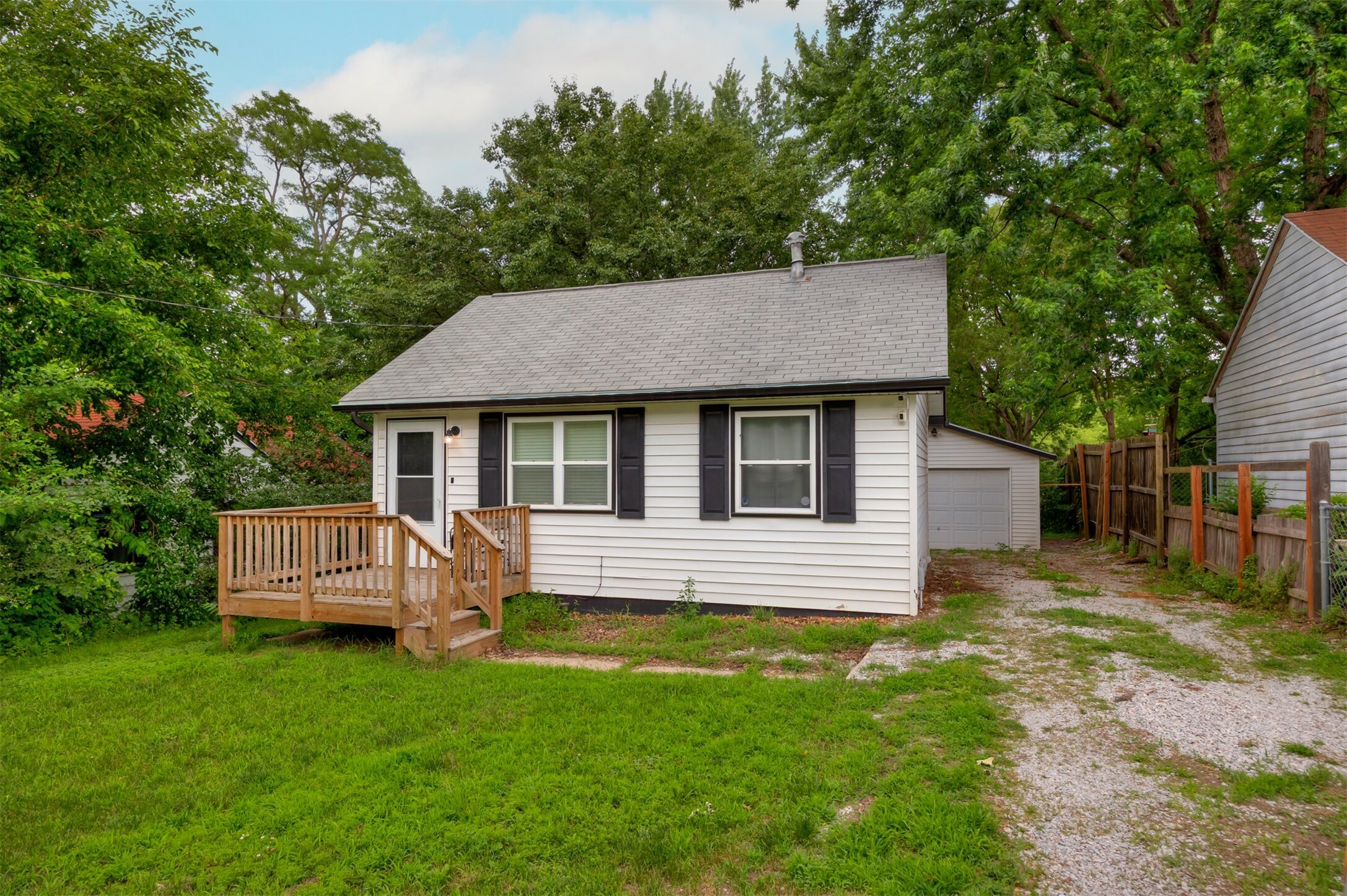 3416 Garfield Avenue  Des Moines IA 50317 photo