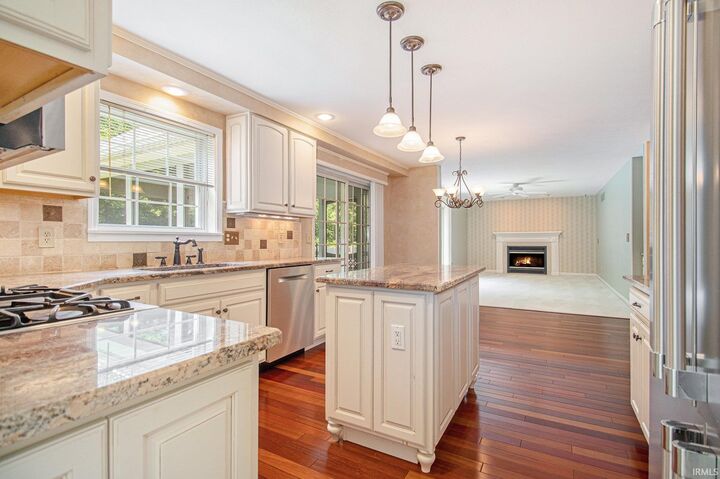 Property Photo: 59249 High Pointe Drive IN 46614