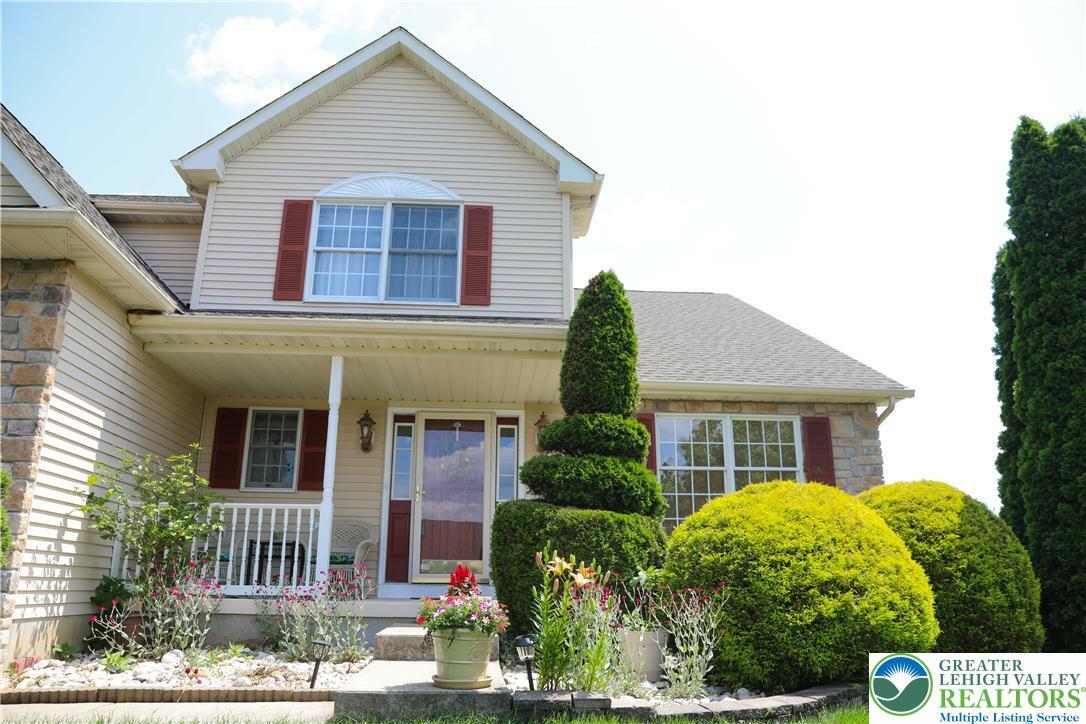 Property Photo:  3104 Peacock Drive  PA 18020 