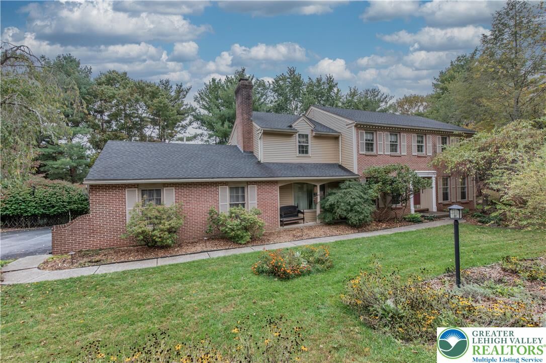 Property Photo:  4804 Parkview Drive S  PA 18049 