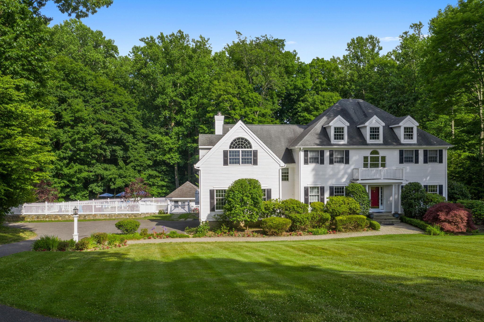 Property Photo: 44 Watergate Drive NY 10501