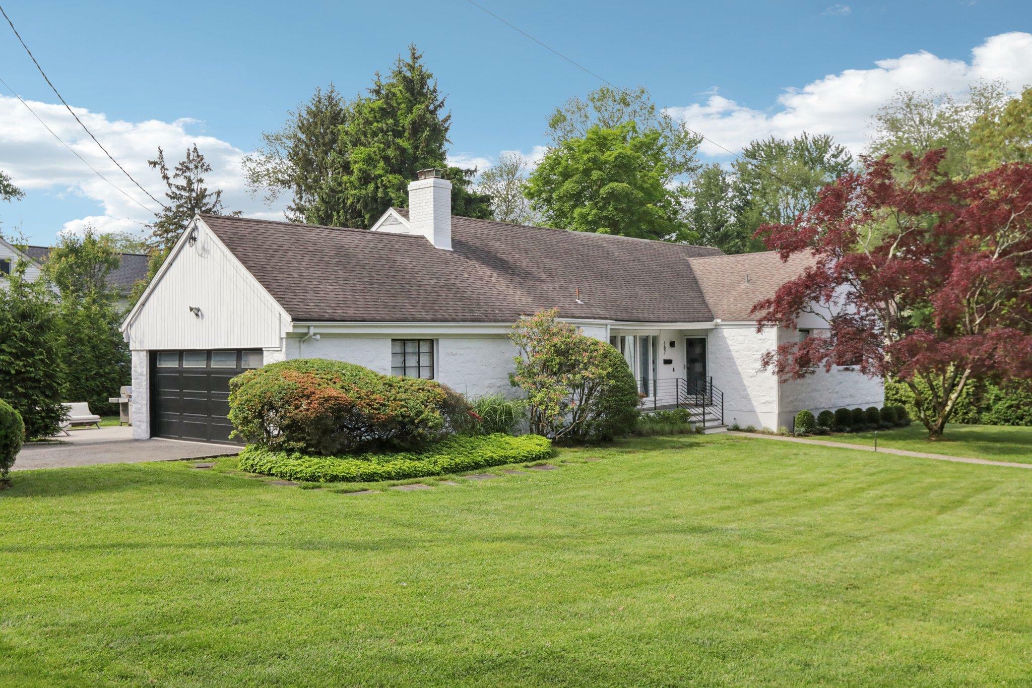 Property Photo: 187 Thornbury Road NY 10583