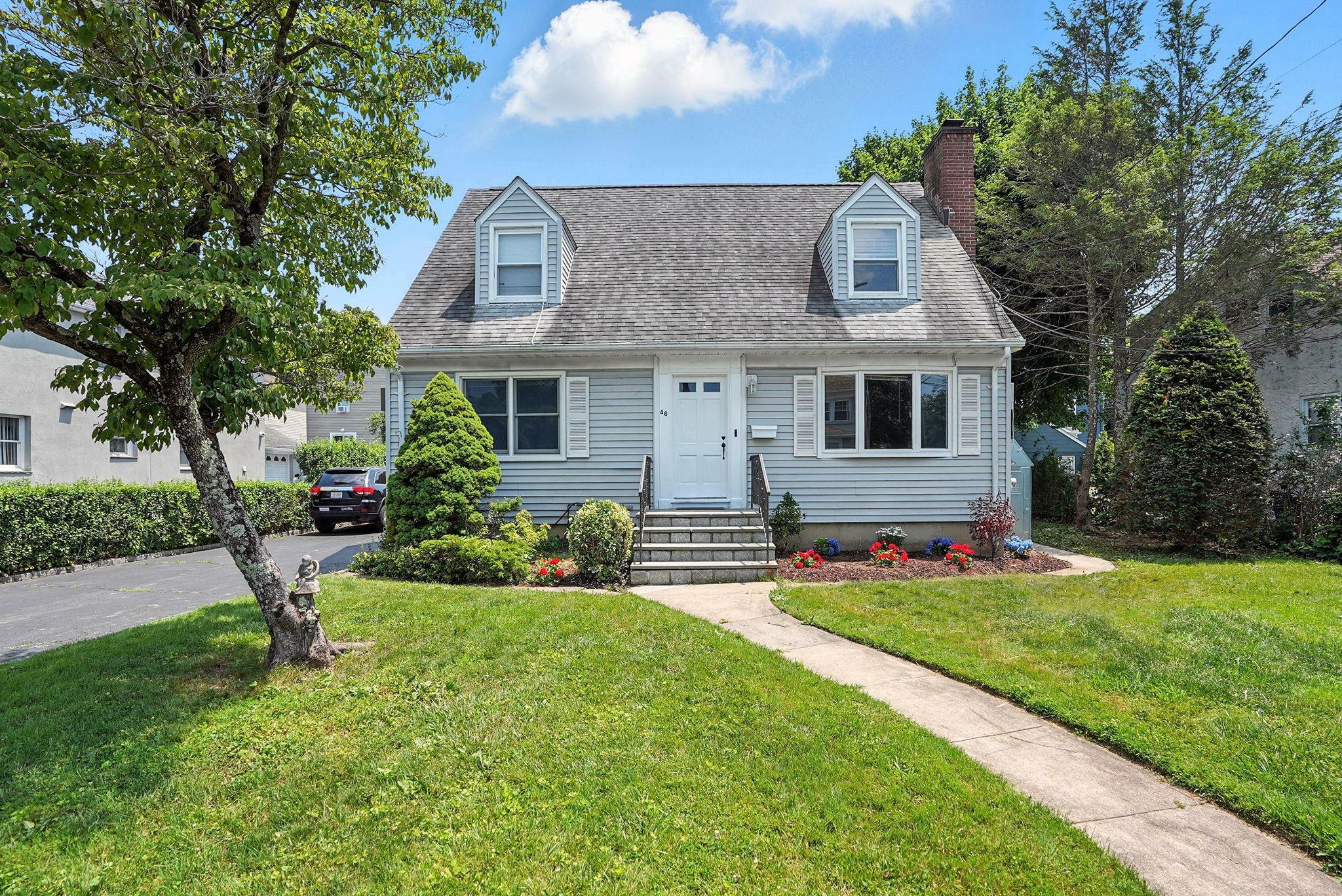 Property Photo: 46 Woodside Avenue NY 10604