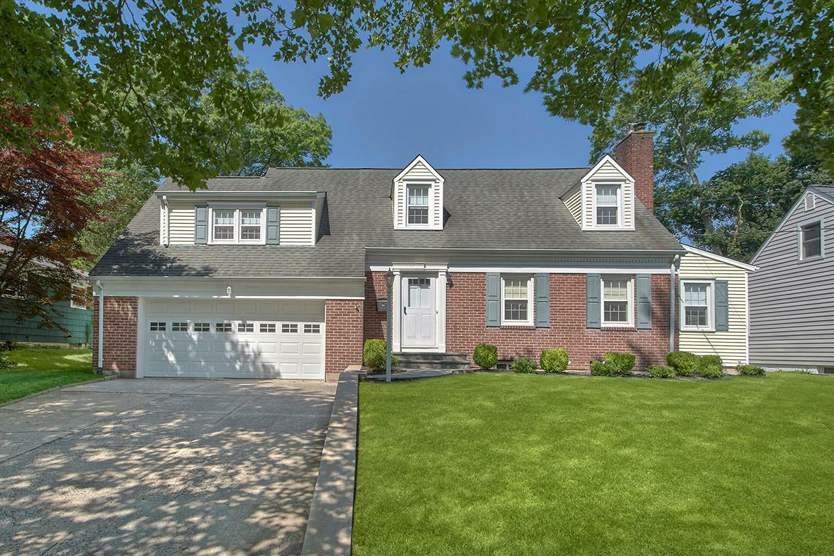 Property Photo: 19 Cloverdale Avenue NY 10603