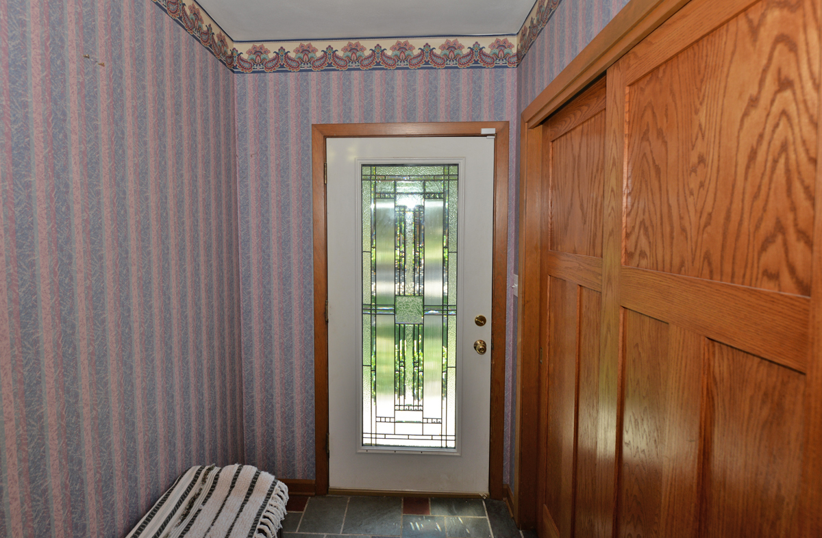 Property Photo:  715 Russet St  WI 53405 