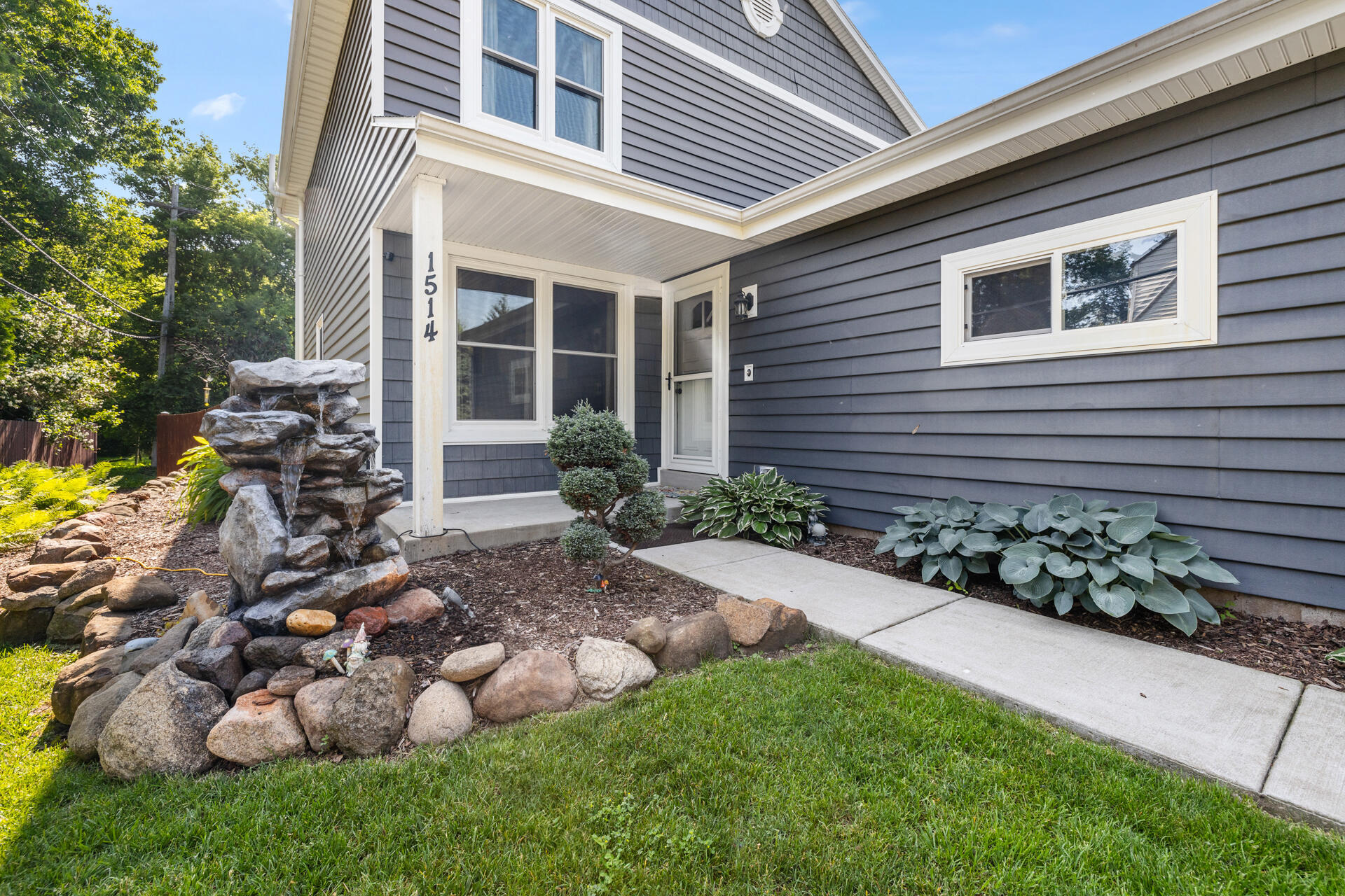 1514 S Sunny Slope Rd  New Berlin WI 53151 photo