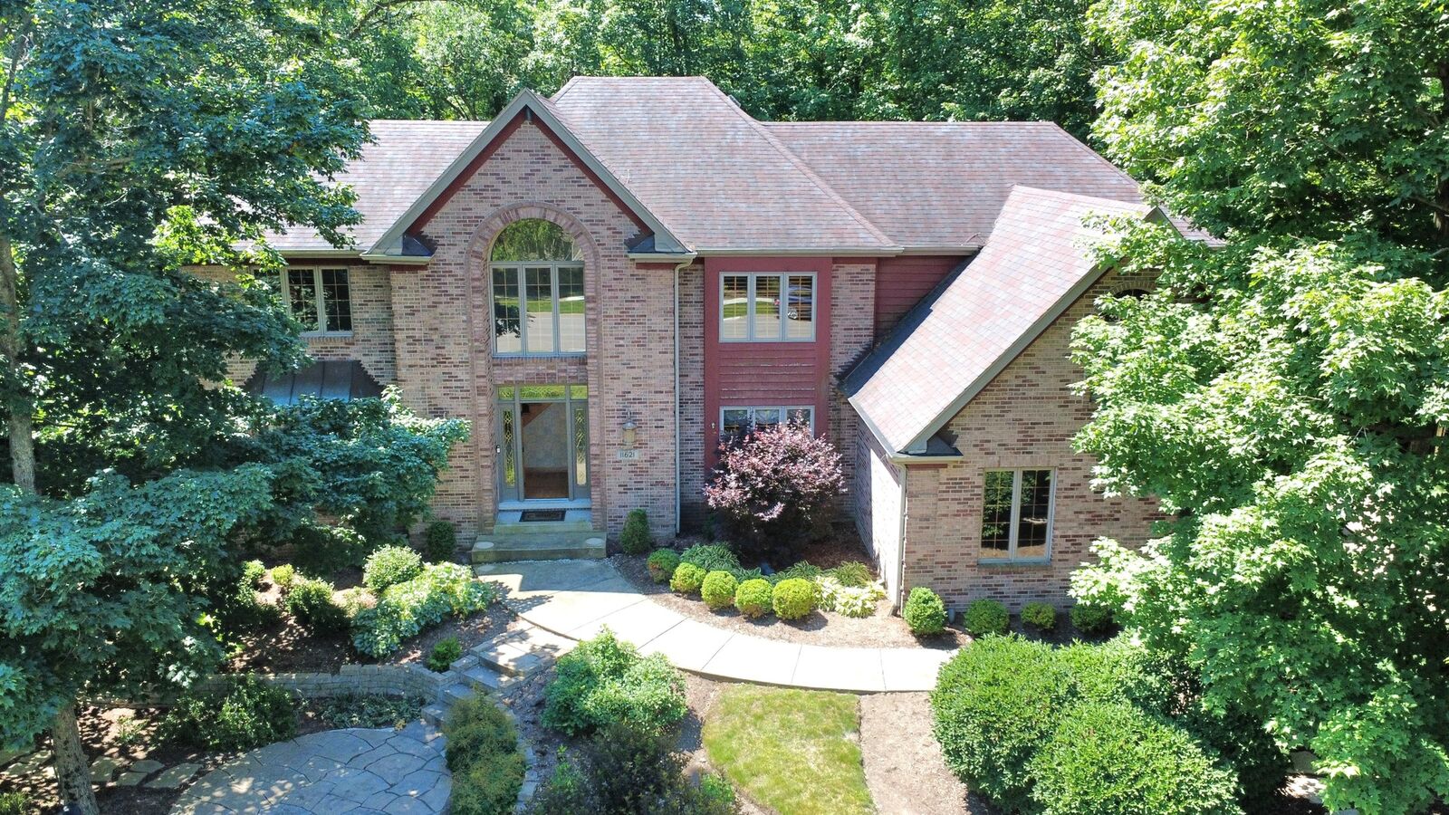 Property Photo: 11621 Old Castle Drive IL 60448