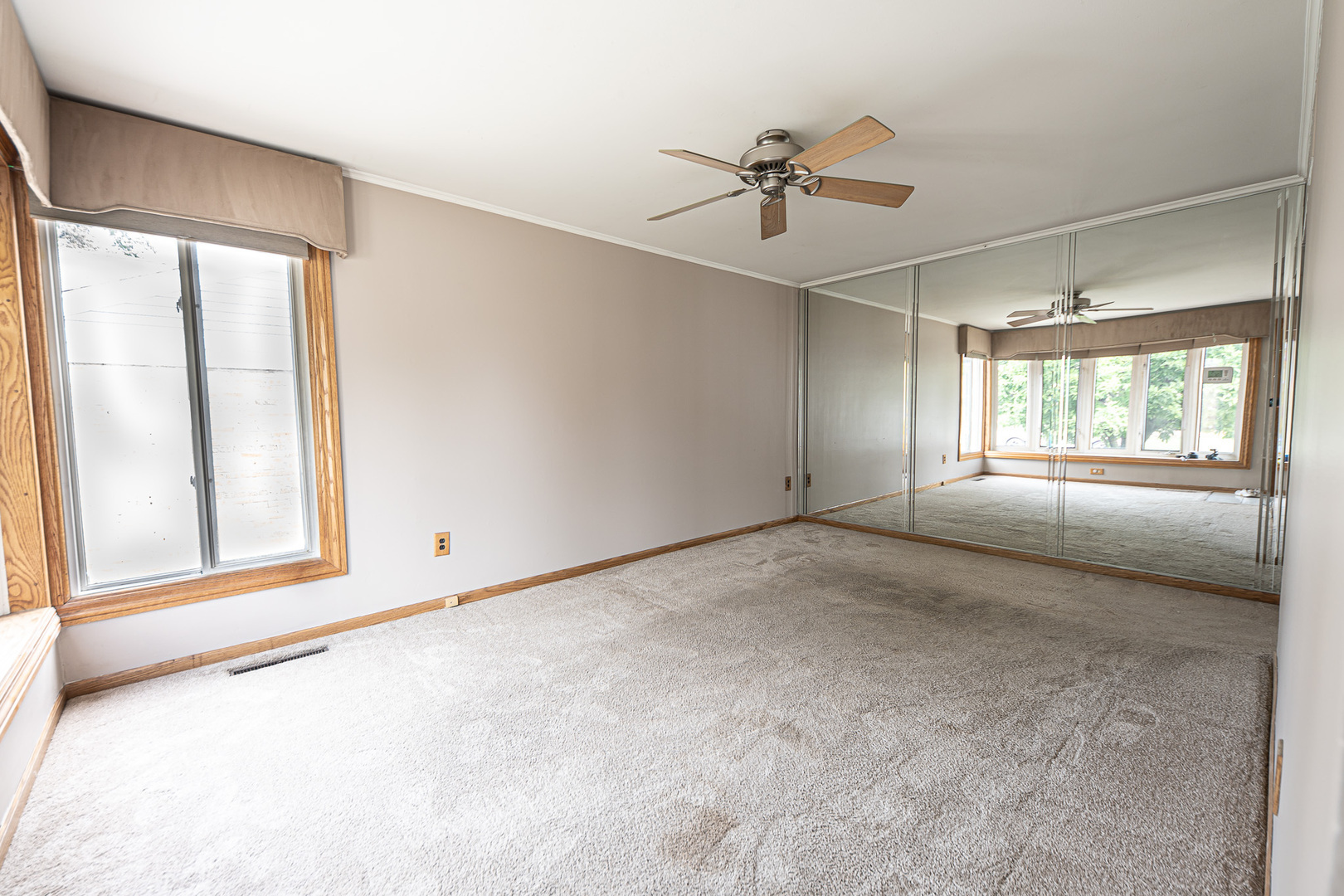 Property Photo: 8035 S Kolmar Avenue IL 60652