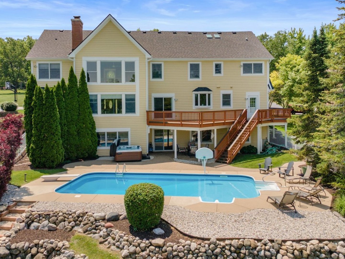 Property Photo: 6312 Kingsbridge Drive IL 60013