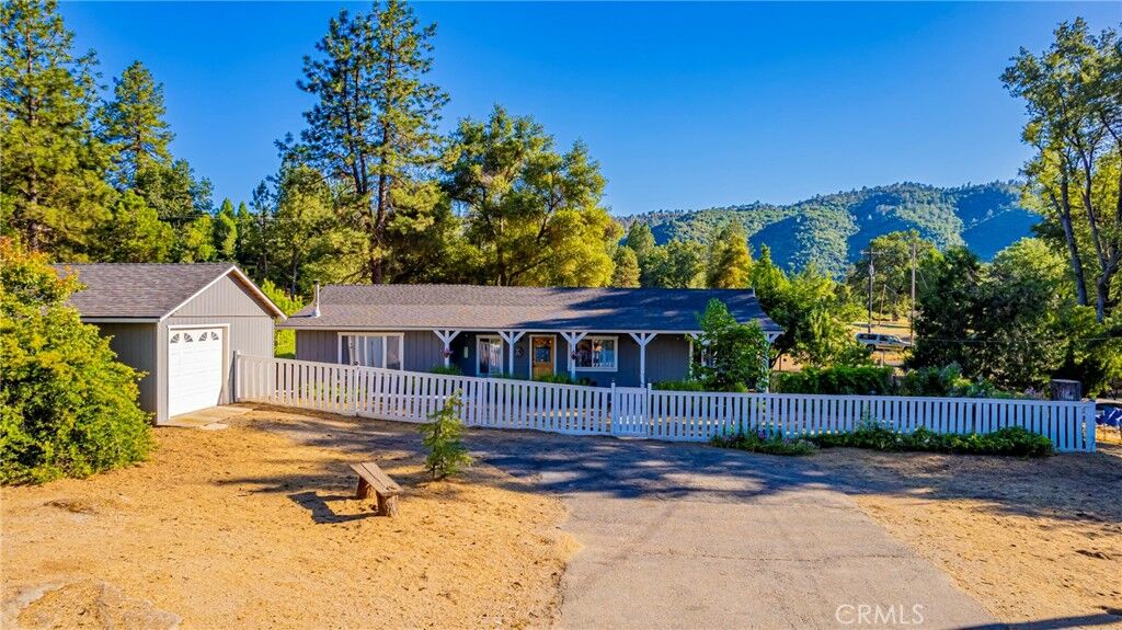 Property Photo:  41092 Highway 49  CA 93644 