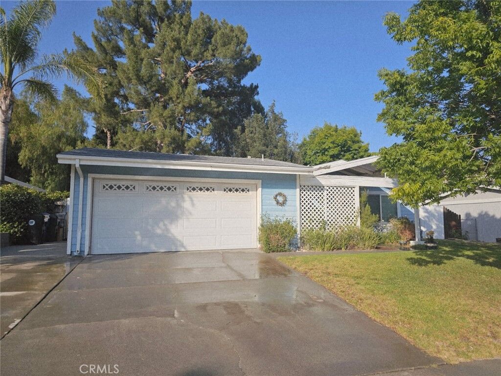 Property Photo:  29610 Wistaria Valley Road  CA 91387 
