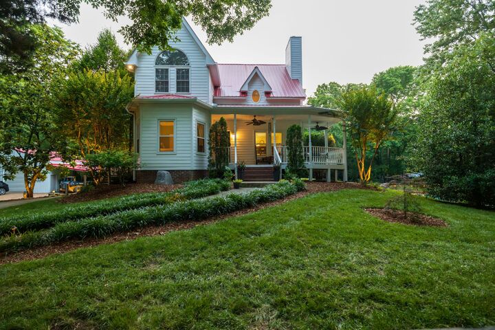 Property Photo:  5926 Temple Rd  TN 37221 