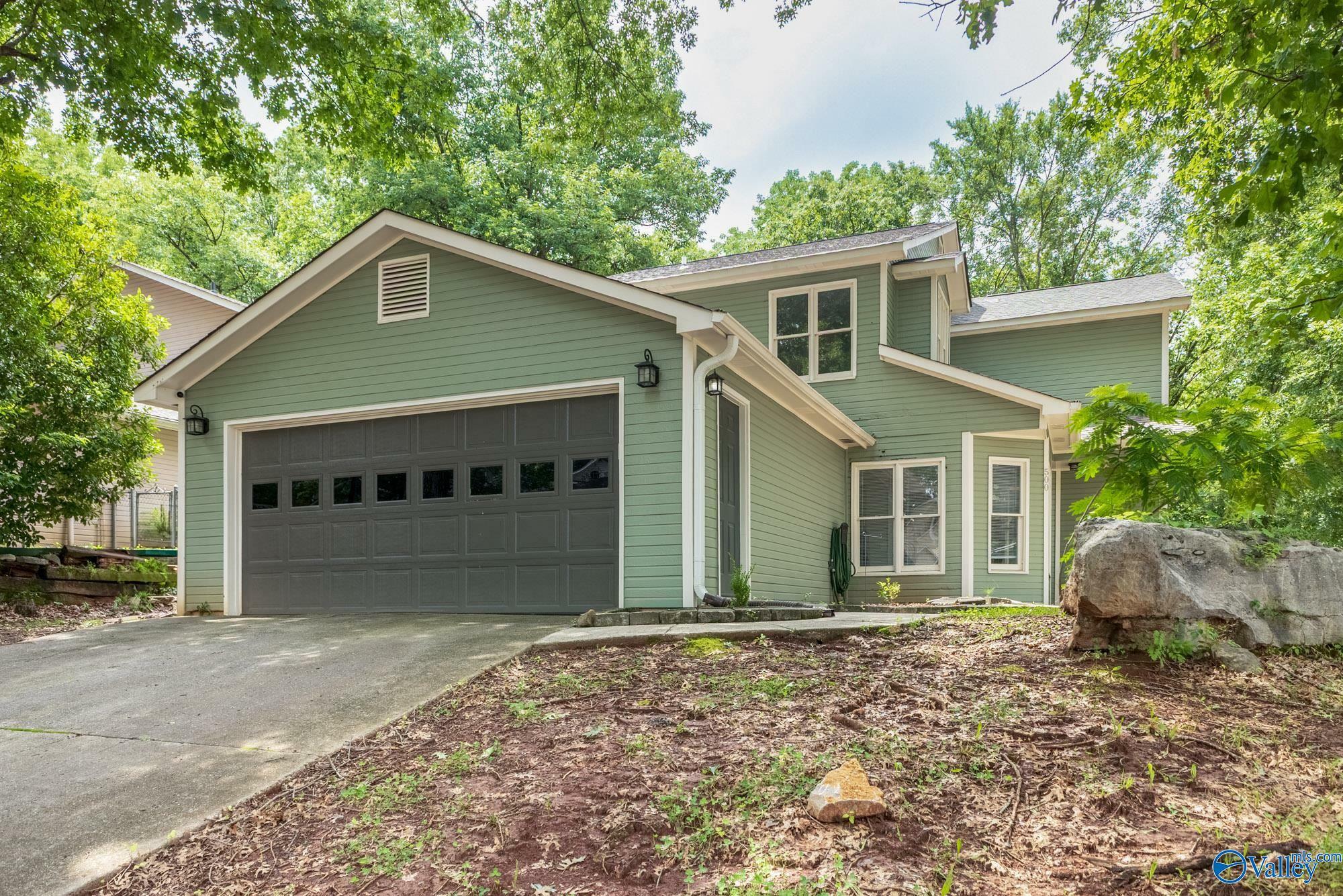 Property Photo: 500 Carrsbrook Road SE AL 35803