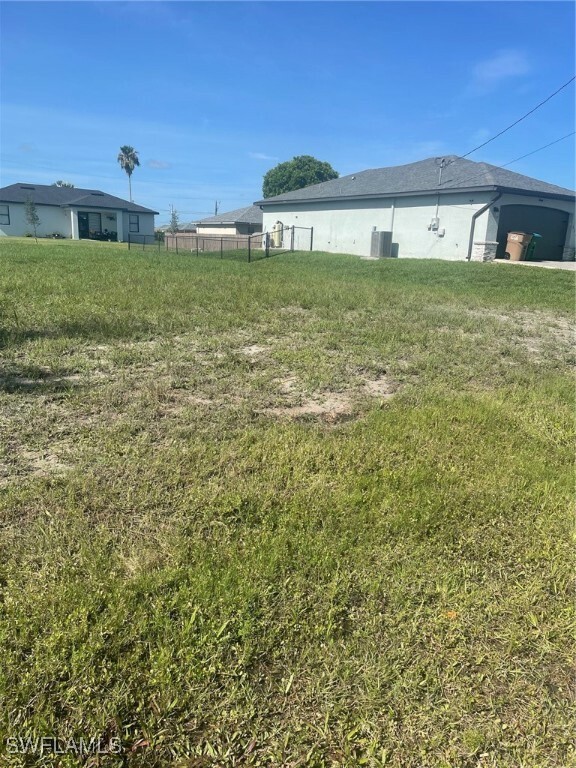 Property Photo: 1706 NW 5th Street FL 33993