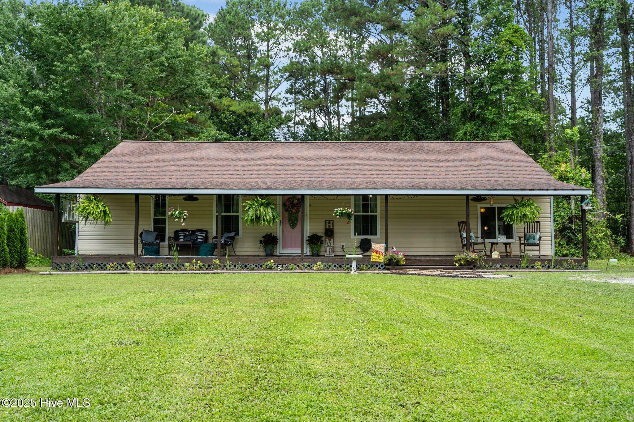 Property Photo: 1157 Old 30 Road NC 28555