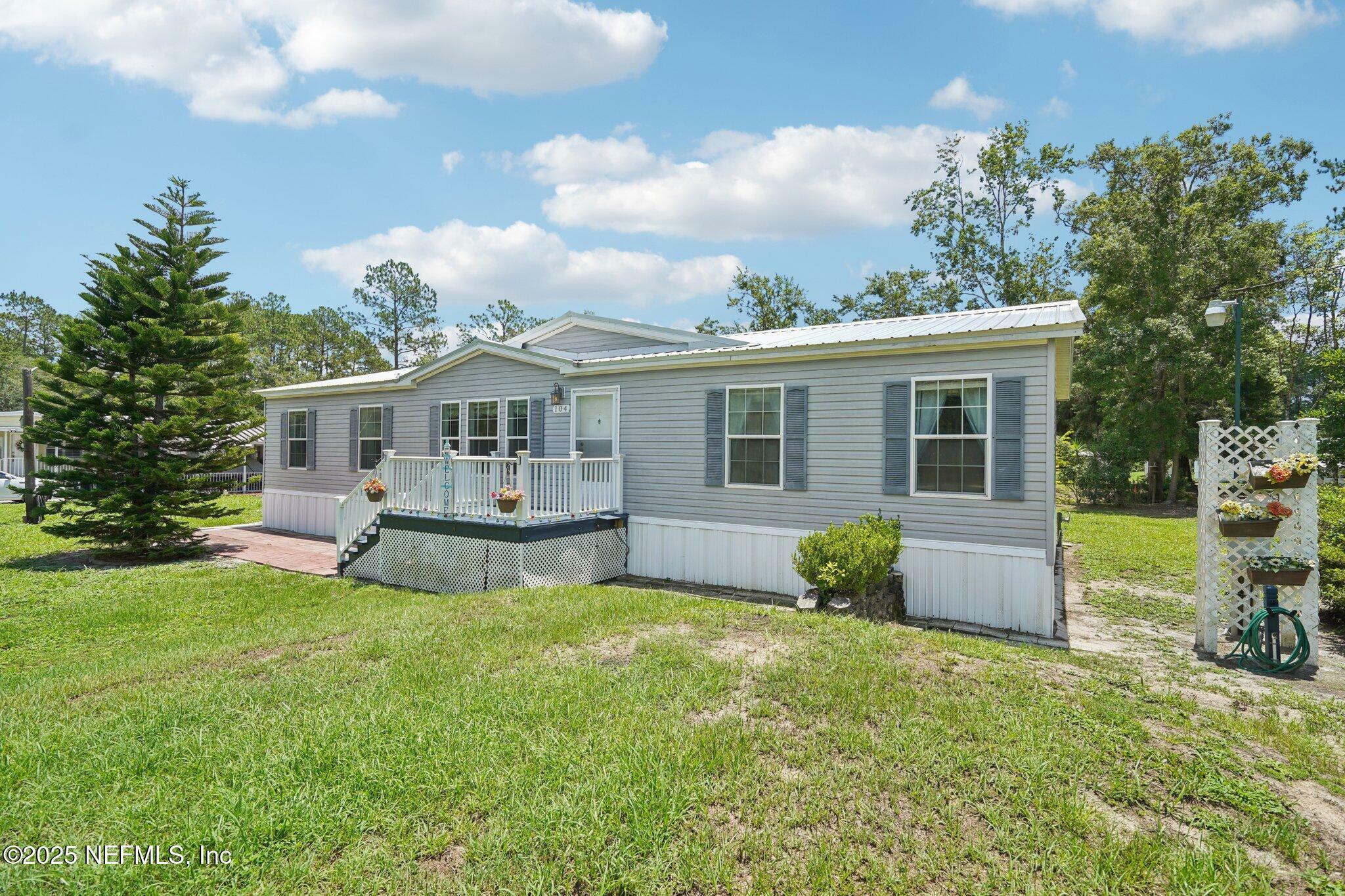 Property Photo: 104 Islander Lane FL 32189