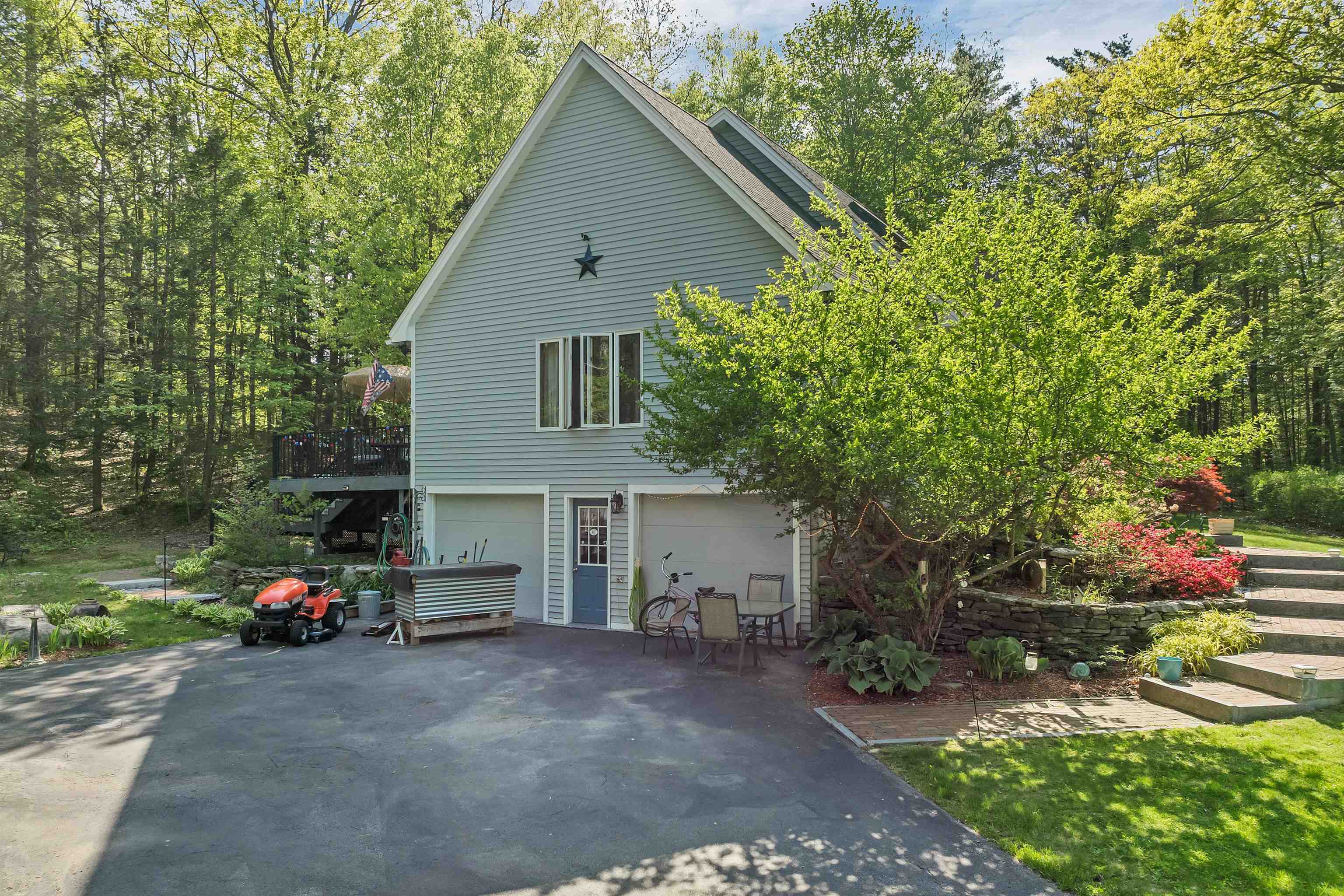 Property Photo: 93 Birch Road NH 03036-4002