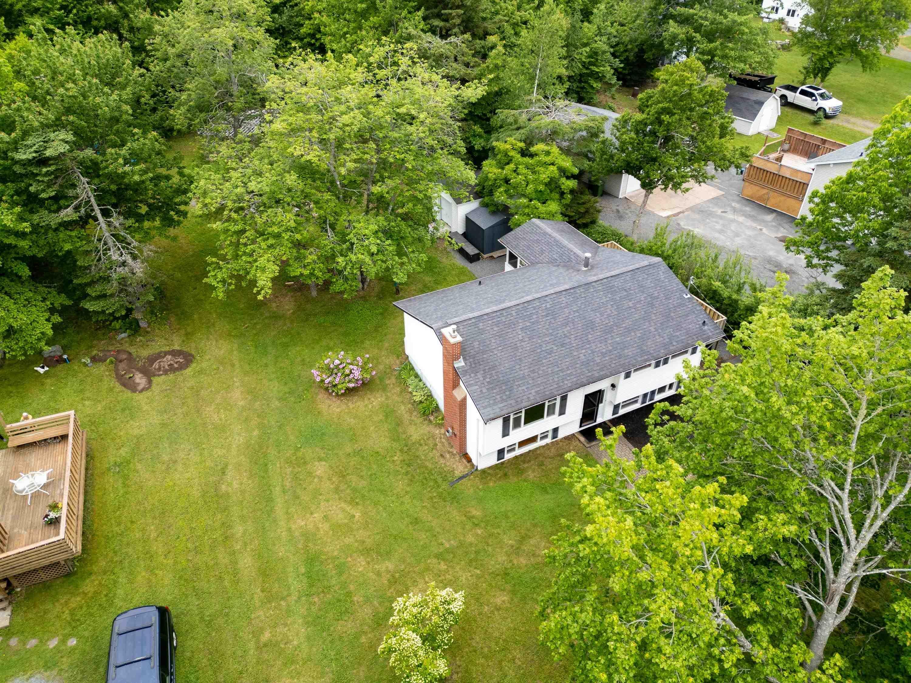 Photo de la propriété: 68 Karen Crescent NS B3E 1K3