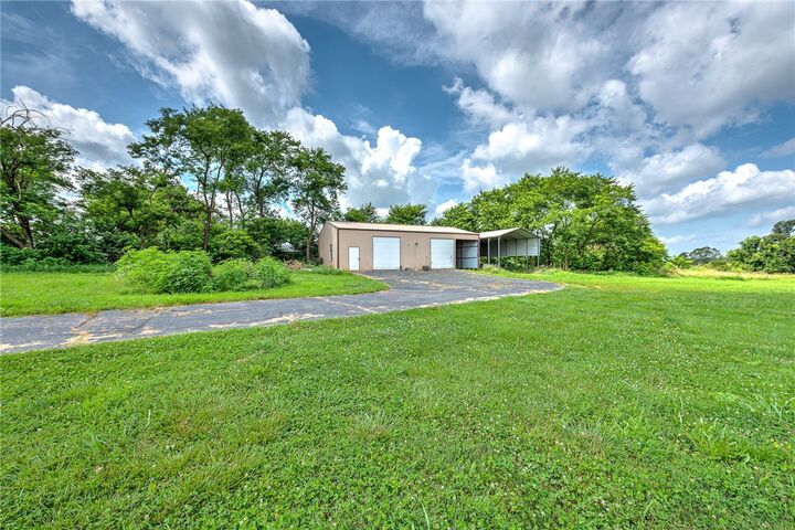 Property Photo: 12923 Galyean Road AR 72712