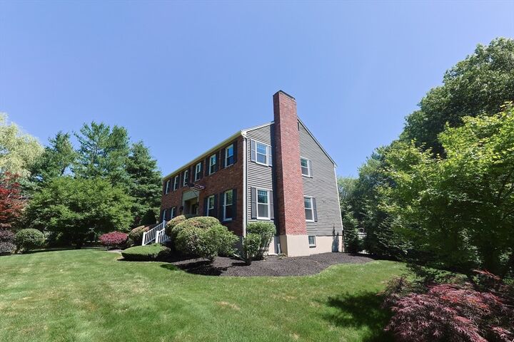 Property Photo:  5 Windsor Rd  MA 01940 