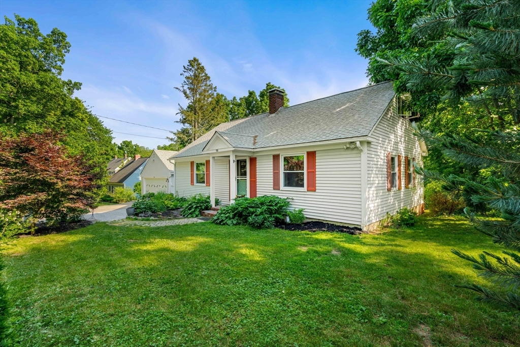 Property Photo:  98 S Hampton Rd  MA 01913 