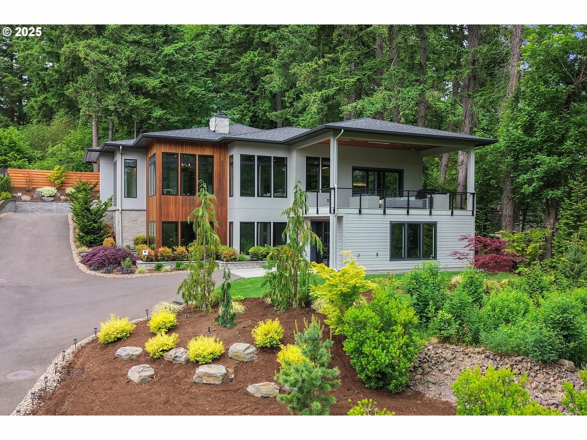 Property Photo: 13581 Goodall Rd OR 97034