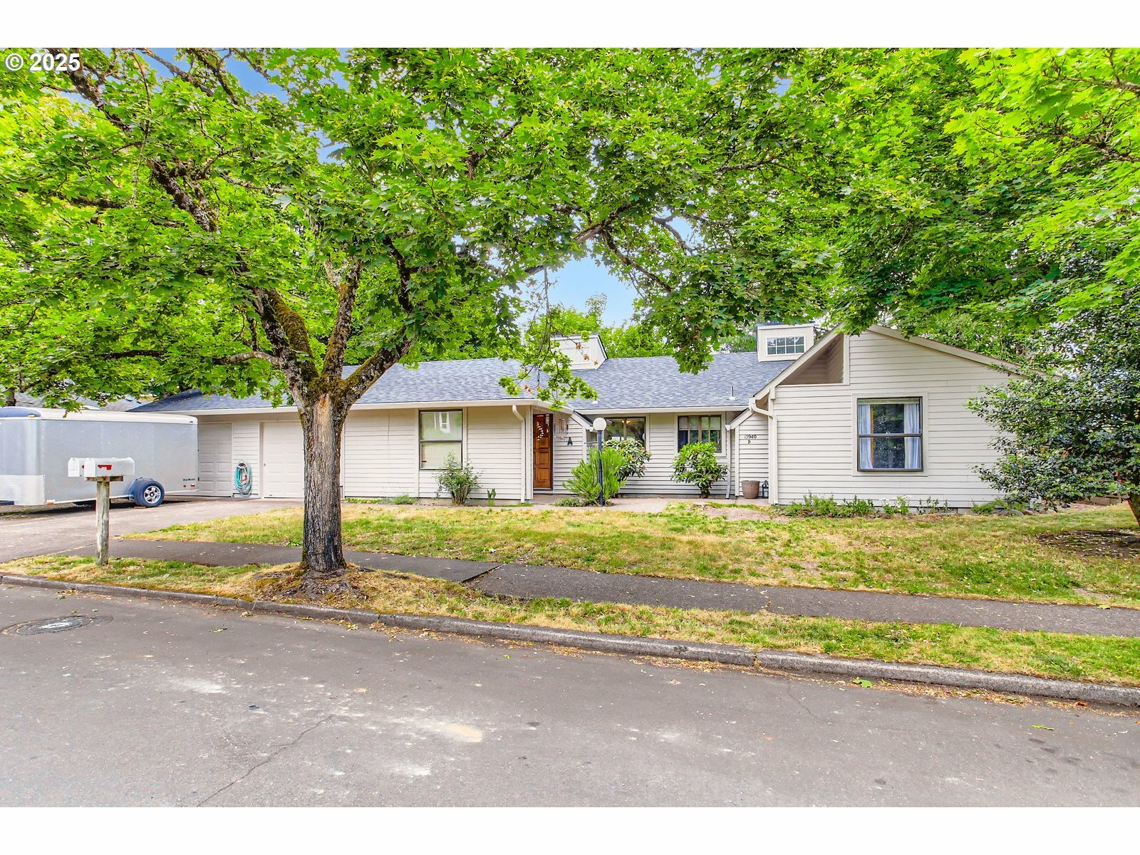Property Photo: 15940 SW 88th Ave OR 97224